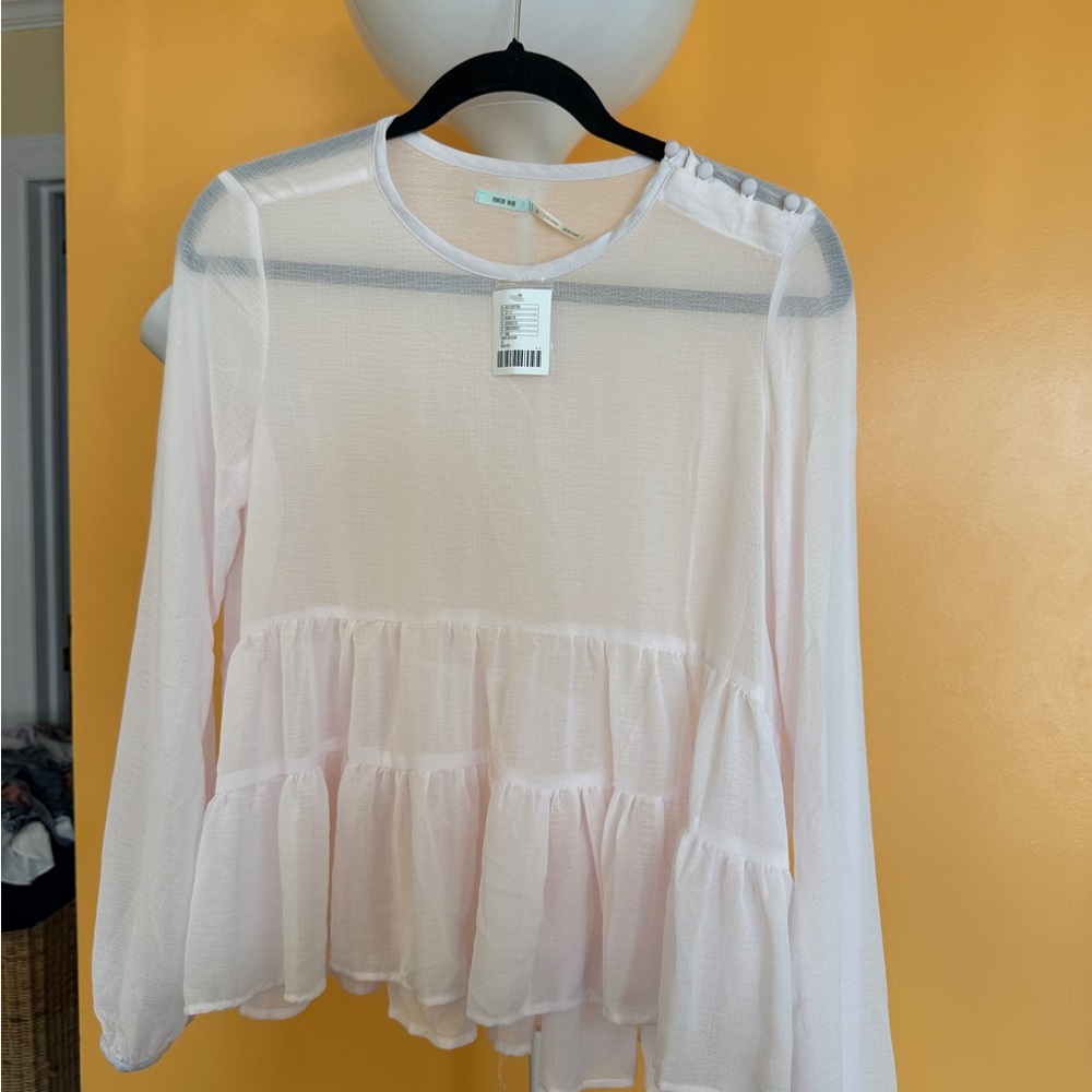 Urban Outfitters Elegant White Ruffled Women's Top